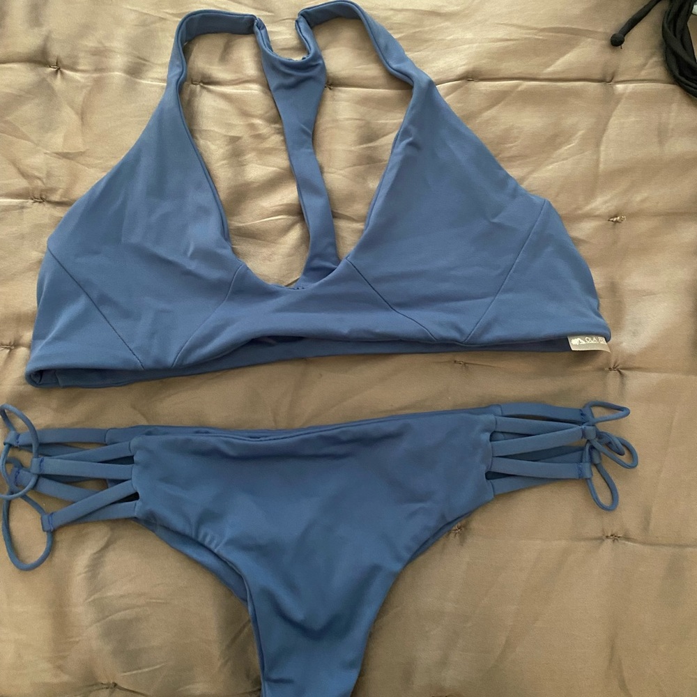 Eager back Ola feroz bikini
